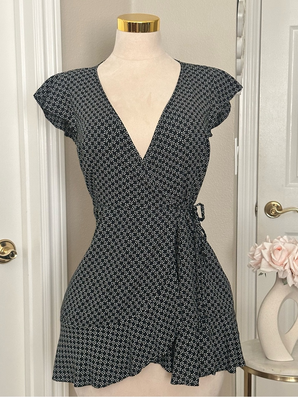 Abercrombie & Fitch Navy White Floral Wrap Mini Dress w/ Ruffle Hem & Waist Tie